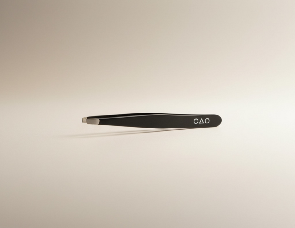 Tweezers